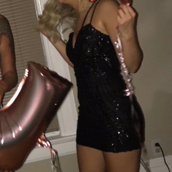 Black sparkly dress - Picture 1 of 2